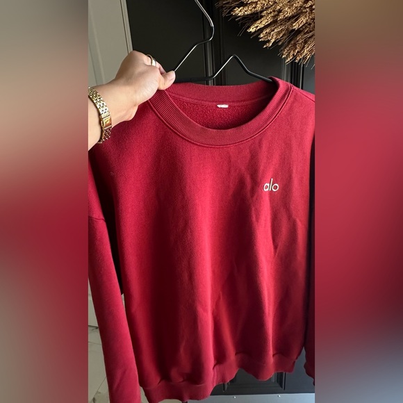 ALO Yoga Red Sweatshirt - Picture 5 of 5